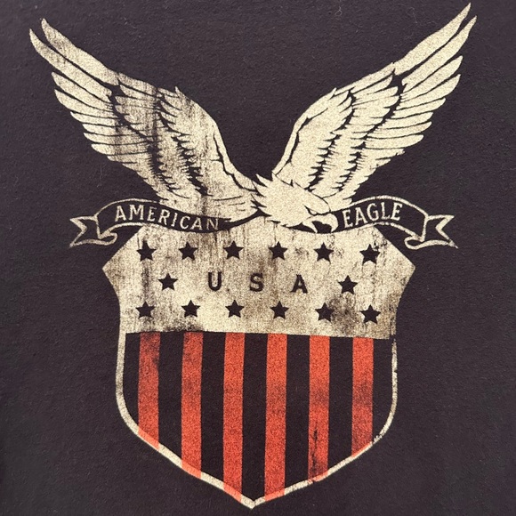 Like new-Men's American Eagle T-shirt - Picture 2 of 4